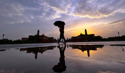 Pleasant Saturday in Delhi, light rain likely on Sunday