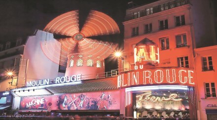 Situated in the heart of Montmartre, the Rouge is best known as the birthplace of the French Cancan, a delightfully energetic cabaret and a performance that is symbolic to the Belle Epoque Era. 