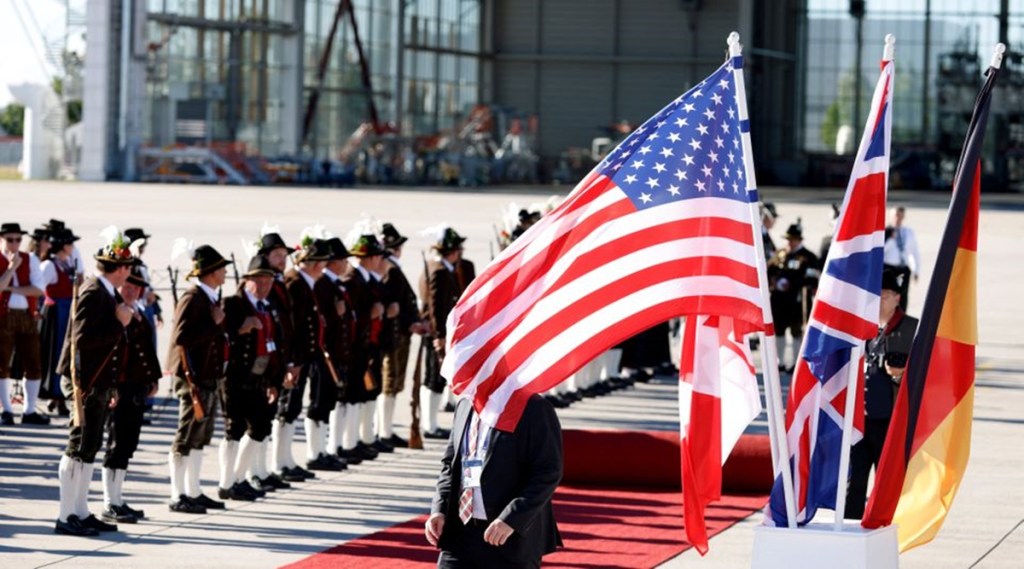 The summit is also a chance for Scholz to capitalise on being the host by displaying more assertive leadership on the Ukraine crisis. (Photo: Reuters) The summit is also a chance for Scholz to capitalise on being the host by displaying more assertive leadership on the Ukraine crisis. (Photo: Reuters)