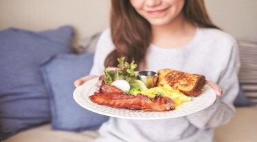 SWhat the English lack in hospitality (and any form of lavish autochthonous cuisines), they make up in other ways, like the quality of their ingredients, from freshness to provenance.