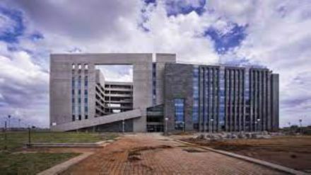 The programme requires the students to complete 52 credits across two years.