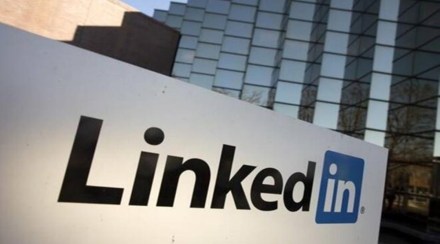 Around 76 per cent of professionals surveyed in India agreed that "cracking a joke" at work is good for office culture, but more than half (56 per cent) consider it to be "unprofessional". (File photo)