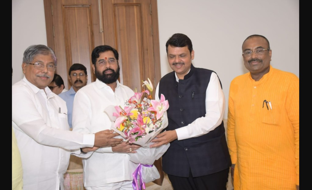 While addressing the media at 5 pm, Fadnavis announced that Shinde would be the new Chief Minister of Maharashtra, while adding that he will not play any role in the new government and will continue to support it from outside. (screengrab ANI Twitter)