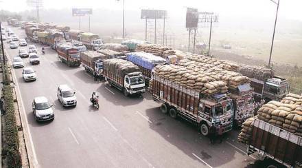 Delhi govt’s move to ban heavy vehicles in city to hurt business: CAIT Delhi govt’s move to ban heavy vehicles in city to hurt business: CAIT