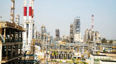 As OMCs are net-buyers of petrol and diesel, they may gain 11–51% if domestic sourcing is pegged to export-parity price.