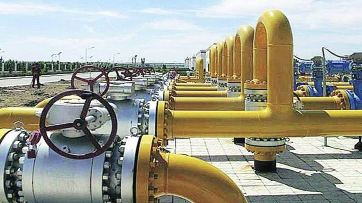 During the April-June period of the current fiscal, India imported 7,400 mmscm LNG valued at $3.4 billion. India’s net natural gas production during the period was 2,724 mmscm. During the April-June period of the current fiscal, India imported 7,400 mmscm LNG valued at $3.4 billion. India’s net natural gas production during the period was 2,724 mmscm.