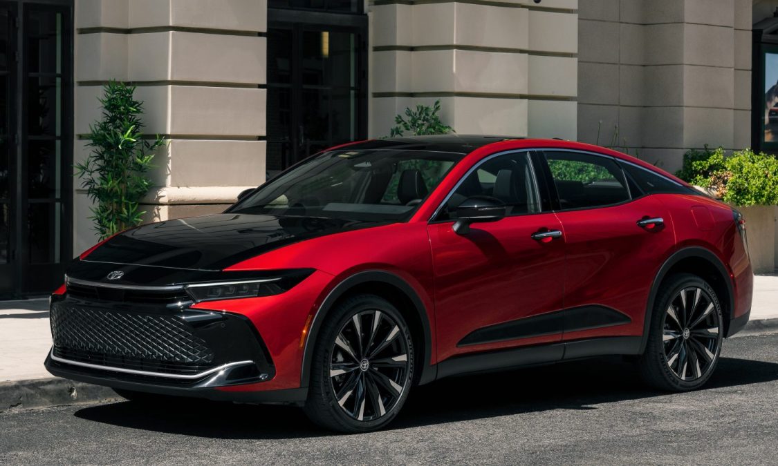 2022 Toyota Crown unveiled — Four body styles, hybrid engines, features