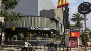 quarter results, profit, revenue, sales, sales growth, QSR, expansion plans, price increase, inflation, margins, omnichannel, convenience store, drive thru, investment, menu innovation, french fries, fried chicken