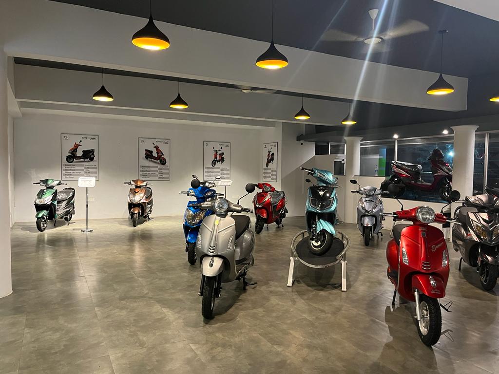 Greaves Retail opens multi-brand EV retail showroom in Thiruvananthapuram