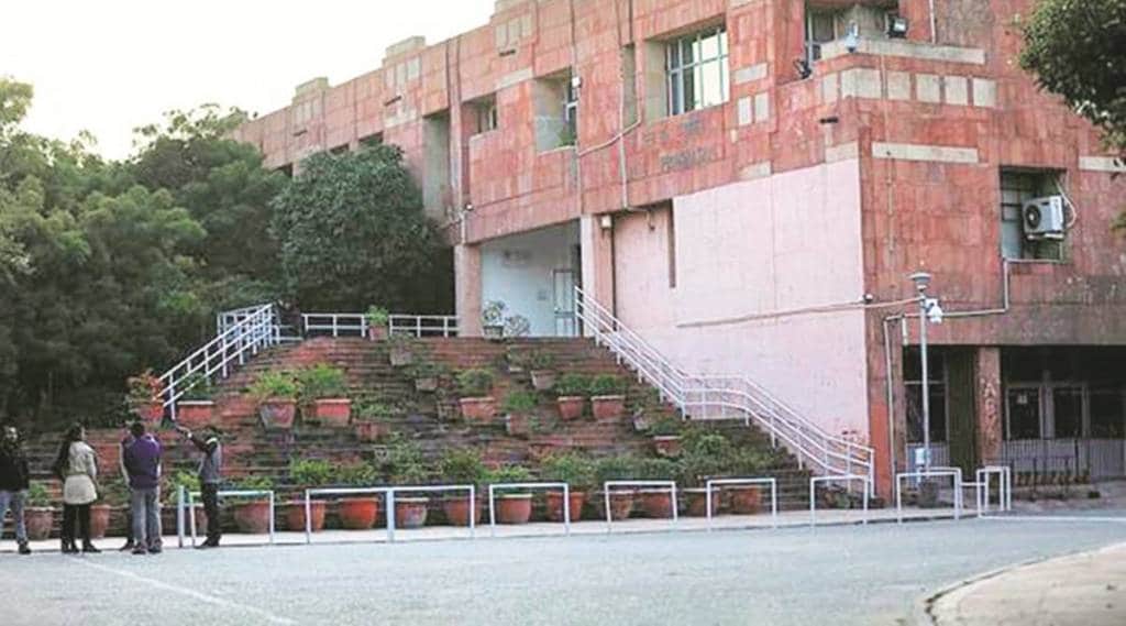 JNU offline classes