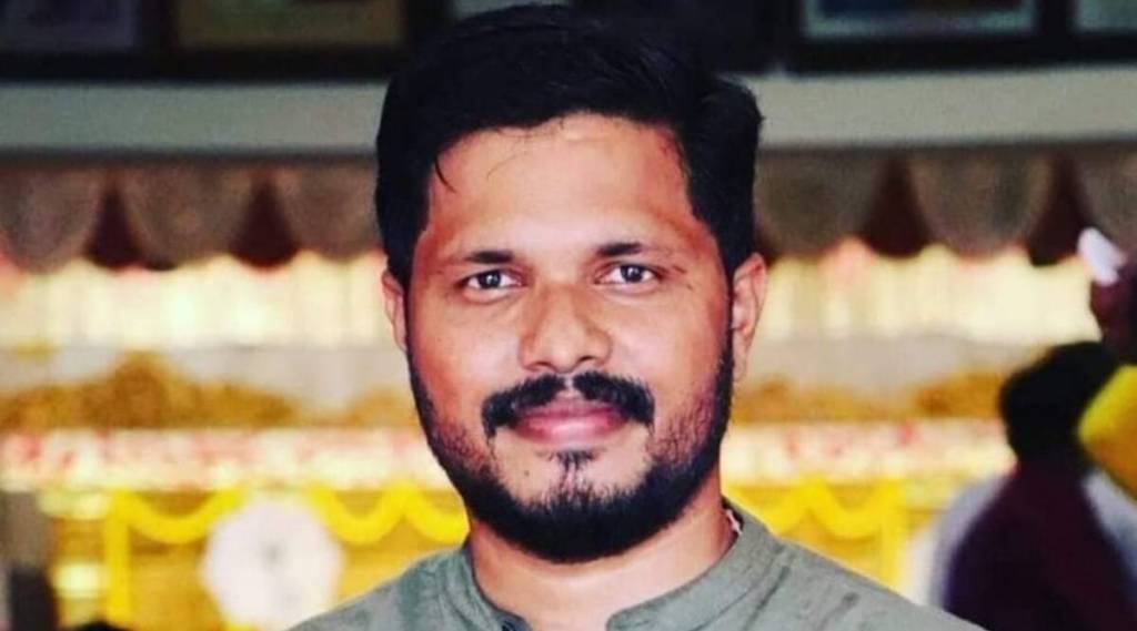 The deceased, identified as Praveen Nettaru, was a BJP Yuva Morcha worker and owned a poultry shop. (Express)