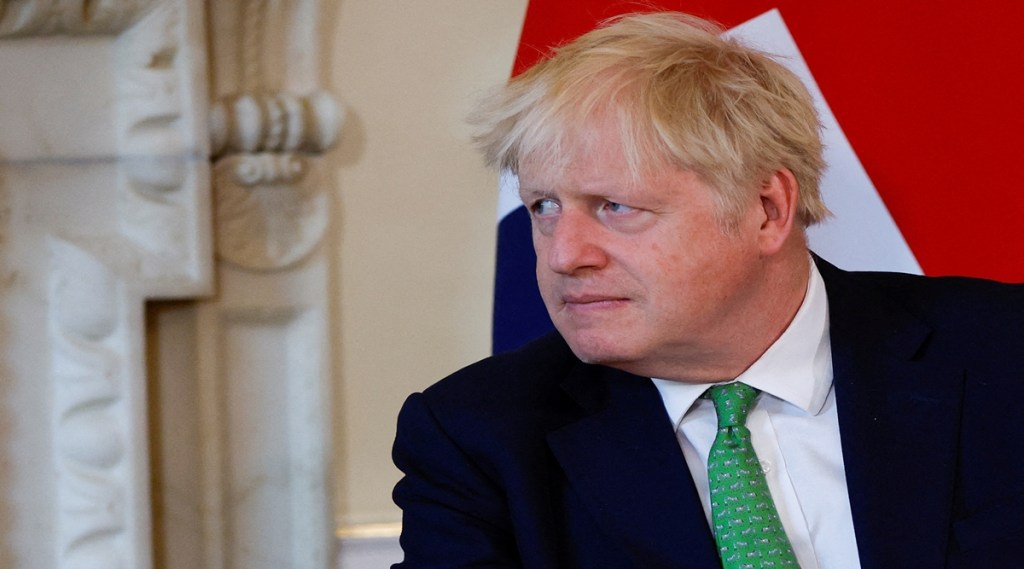 boris johnson hasta la vista
