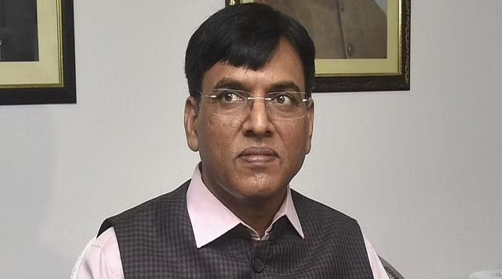 Mansukh Mandaviya pic