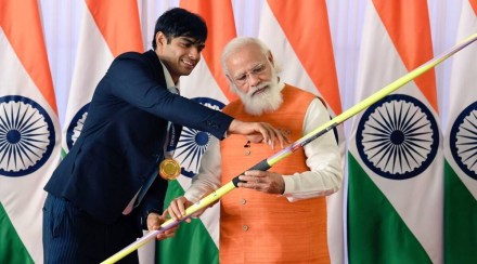 The 24-year-old Chopra, who had come into the showpiece as a hot medal favourite, produced a best throw of 88.13m to finish second.