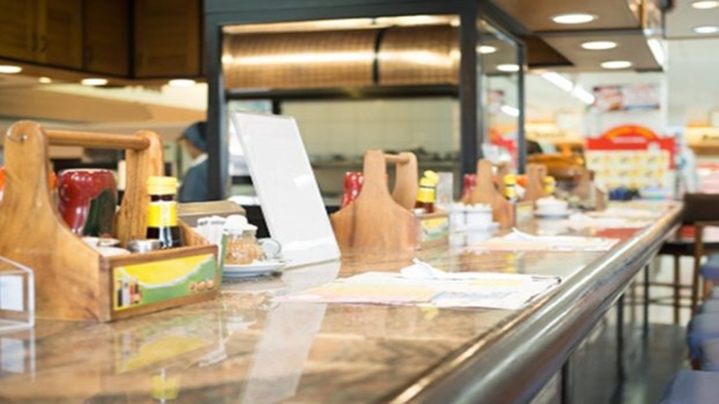 Besides, the net margins are higher for QSRs at 25-30% in Tier 2 and 3 cities, as against 15-20% in metros.