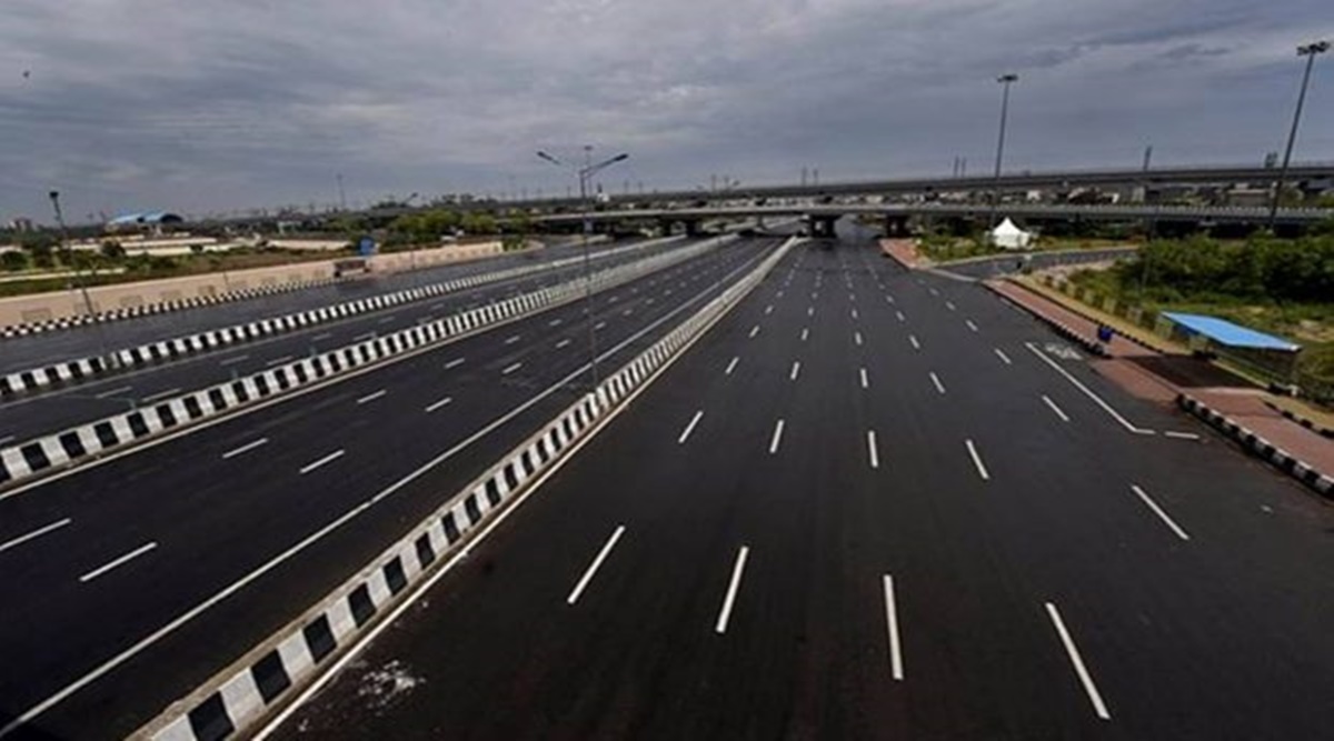 Giving details of the project, Awanish Kumar Awasthi, the CEO of UP Expressways Industrial Development Authority (UPEIDA), said that the new expressway is expected to reduce the travel time between Delhi and Chitrakoot to just six hours and will act as an industrial corridor for the region to Delhi-NCR. Giving details of the project, Awanish Kumar Awasthi, the CEO of UP Expressways Industrial Development Authority (UPEIDA), said that the new expressway is expected to reduce the travel time between Delhi and Chitrakoot to just six hours and will act as an industrial corridor for the region to Delhi-NCR.