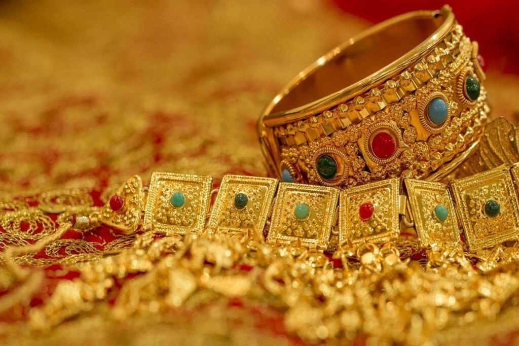SME, MSME, SMB, Small Businesses, Gold, Foreign Trade, Import, Export, Ukraine-Russia crisis, Duty, Gems and Jewelry, Fiscal Year FY23, Thrissur, Coimbatore, Low Base, High Base, CRISIL