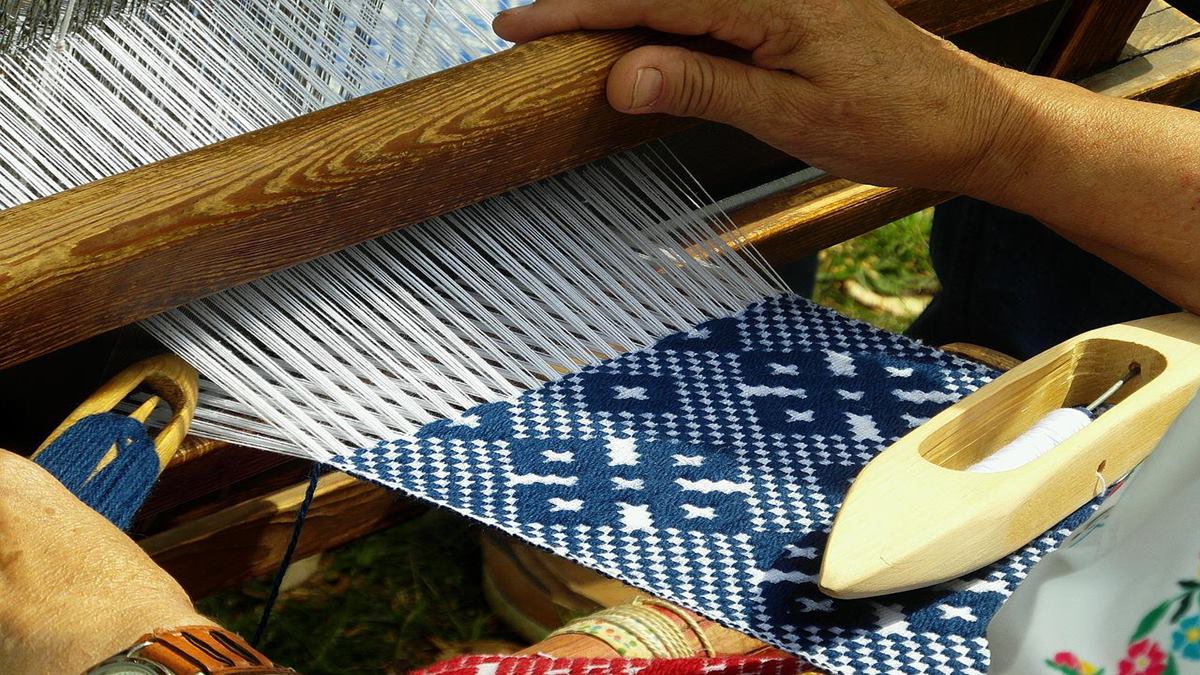 SME, MSME, SMB, Small Businesses, Government, Nemcha Kipgen, Commerce, Industry, Manipur, Handloom, Artisans, Weavers, N Biren, Chief Minister, Large Scale Industries, Cabinet, State Assembly, Policy, Textile SME, MSME, SMB, Small Businesses, Government, Nemcha Kipgen, Commerce, Industry, Manipur, Handloom, Artisans, Weavers, N Biren, Chief Minister, Large Scale Industries, Cabinet, State Assembly, Policy, Textile