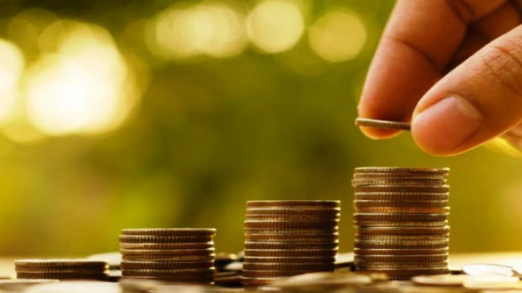 The other option for investors is to adopt a ladder strategy with some short-duration funds and some medium-duration funds, such as corporate bond funds, in the debt portfolio, Bala said.