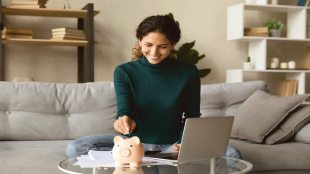 In the context of interest rates climbing, floating rate FDs appear to provide the possibility of higher returns along with safety and predictability.