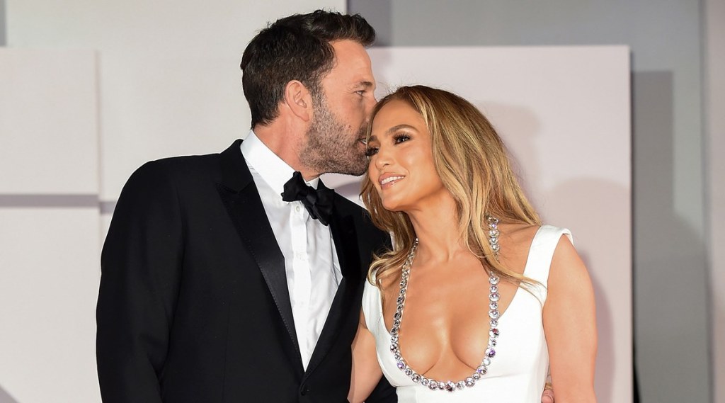 Jennifer Lopez, Ben Affleck, Jennifer Lopez marriage, Ben Affleck marriage, Jennifer Lopez Ben Affleck wedding, Jennifer Lopez Ben Affleck wedding pictures