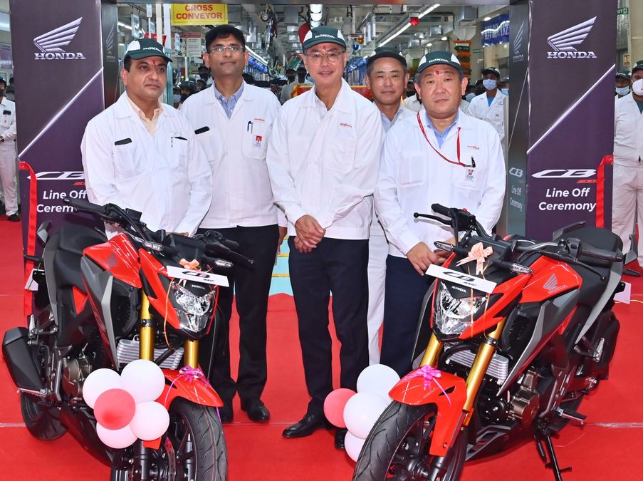 HMSI kick starts deliveries of recently launched mid-sized bike, CB300F