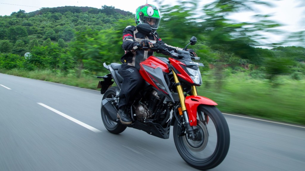 Honda CB300F Price
