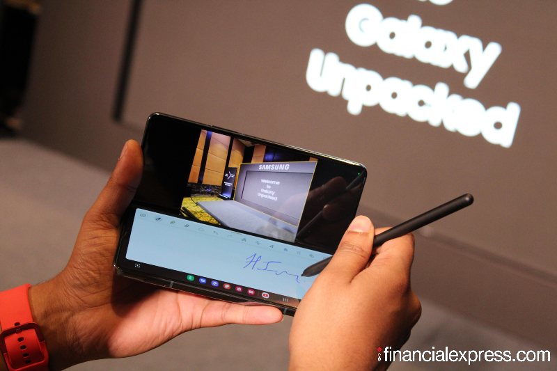 Samsung Galaxy Z Fold 4