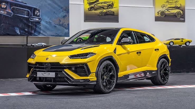 Lamborghini reveals Urus Performante super SUV