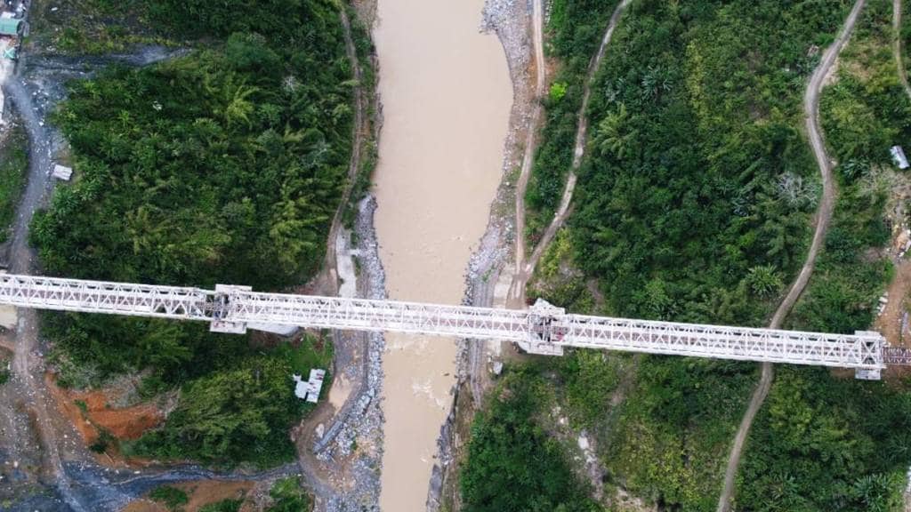 Indian railways, IRCTC, Jiribam-Imphal rail project, mainpur train, Noney Bridge, Jiribam to Vangaichungpao train,