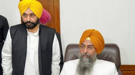 Punjab Vidhan Sabha Speaker Kultar Singh Sandhwan with Punjab CM Bhagwant Mann. Punjab Vidhan Sabha Speaker Kultar Singh Sandhwan with Punjab CM Bhagwant Mann.
