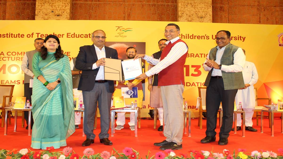 The MoU has been signed between NSDC, IITE and Children's University