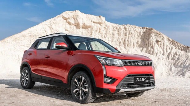 2022 Mahindra XUV300 Facelift launch in September