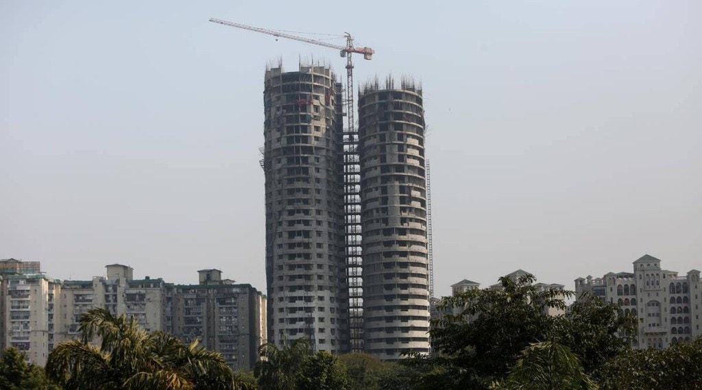 Noida Twin Towers demolition image