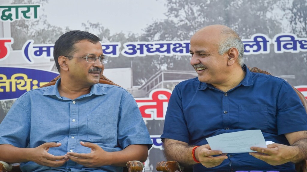 Kejriwal and Sisodia visit poll-bound Gujarat. (File Image) Kejriwal and Sisodia visit poll-bound Gujarat. (File Image)