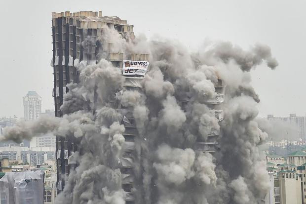 An official of Edifice Engineering, the company which was tasked with the demolition, said there was no damage to the residential towers in the adjoining Emerald Court society. (PTI Photo)