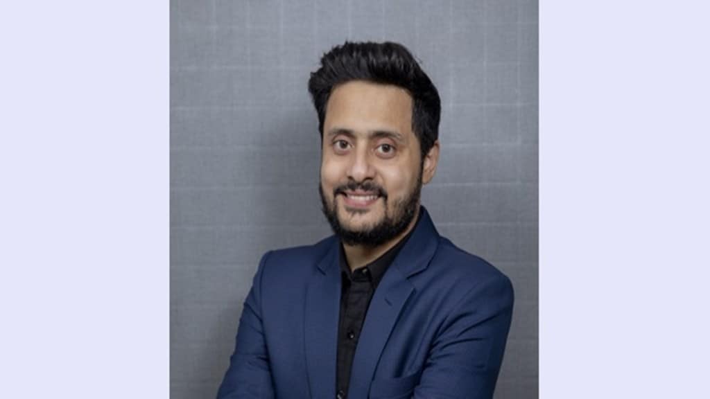 He began his professional career with Tata Consultancy Group