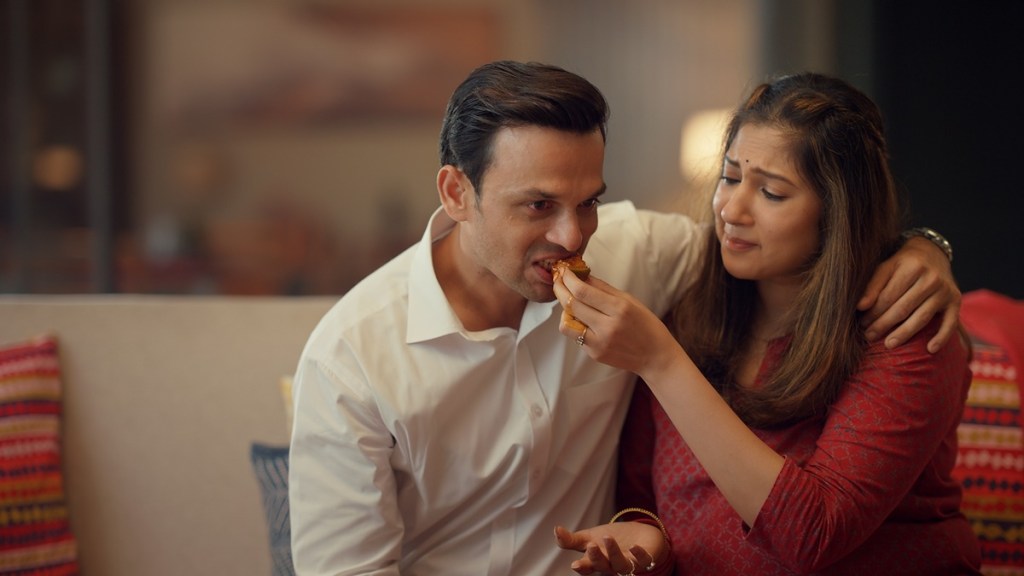 The campaign unfolds with a man pickling mangoes while reminiscing about his mother doing the same, waiting for the salted and spiced mangoes to be seasoned in the sun and finally bringing the pickle to his sister.
