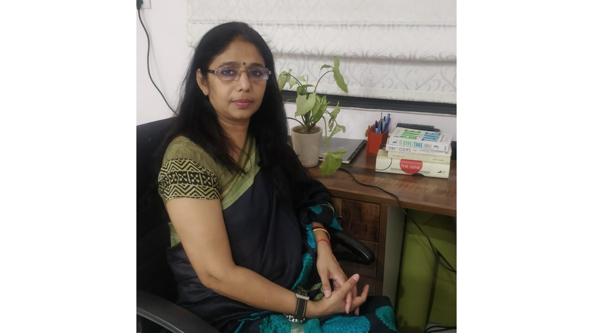 RevFin hiring, Monika Saxena