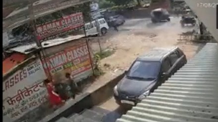 As per reports, the police reached the crime scene around 90 minutes after the incident, raising questions about the law and order situation in the state and how such incidents were taking place in broad daylight. (ANI video screengrab)
