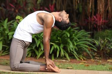 Ushtrasana