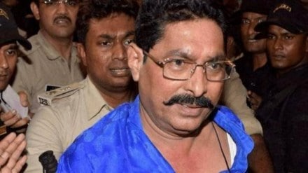 Anant Singh, the sitting MLA from Mokama who has won the assembly constituency thrice, is accused in as many as 38 serious criminal cases. Anant Singh, the sitting MLA from Mokama who has won the assembly constituency thrice, is accused in as many as 38 serious criminal cases.