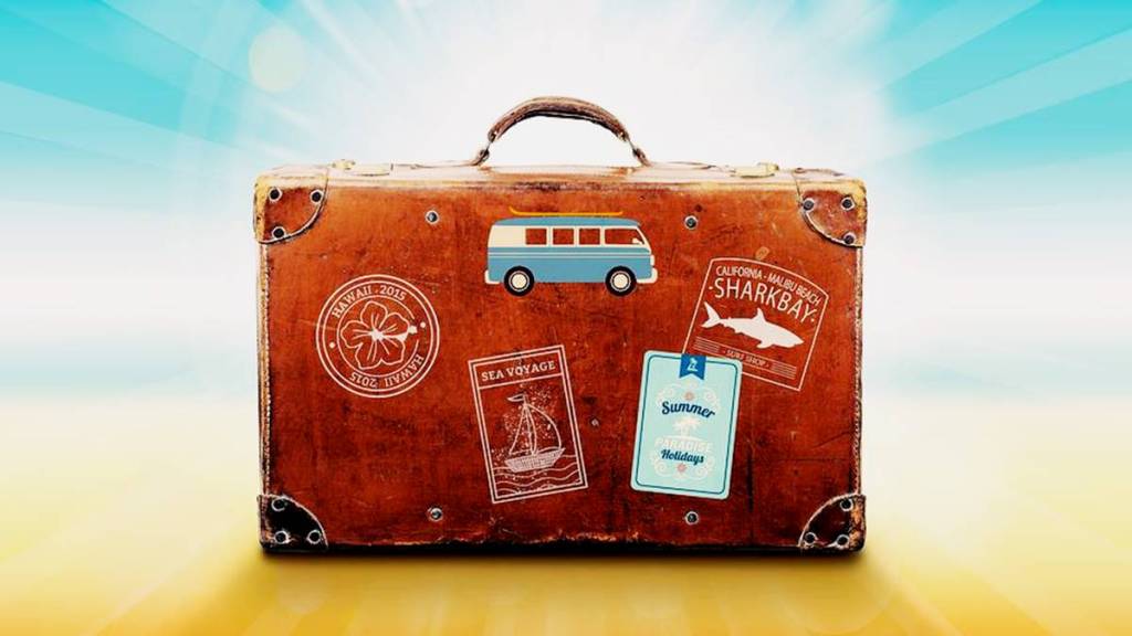 Indian tourists trends, Buy Now Pay Later, travel schemes Indian travellers , Himank Tripathi, MakeMyTrip, Yatra.com, lazypay