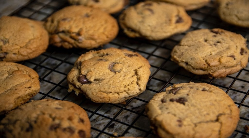 deepika padukone, pathan, chocolate chip cookies, chocolate cookies recipe