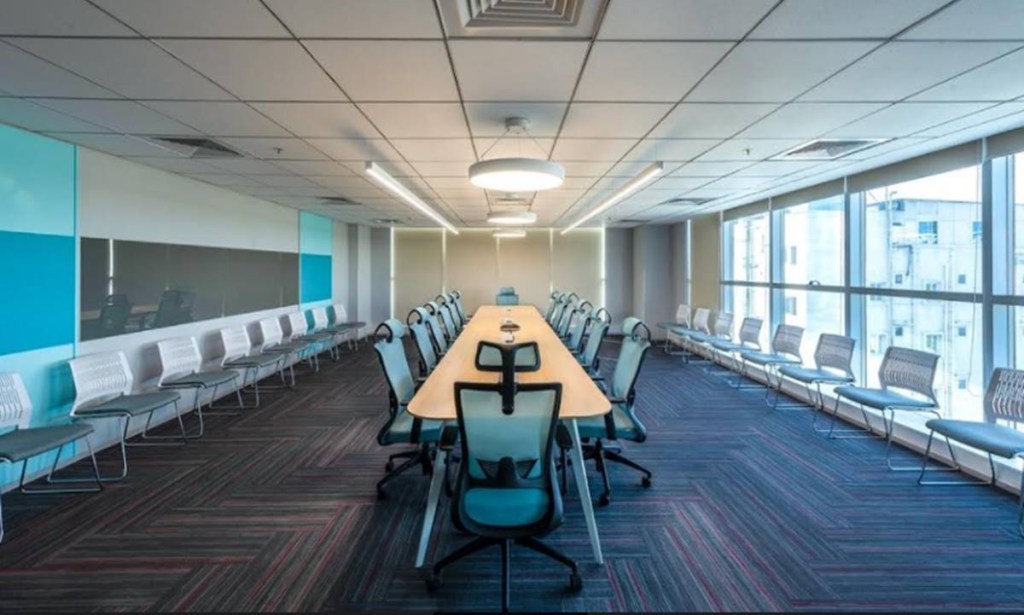 53% occupiers prefer working from home + office: Survey 53% occupiers prefer working from home + office: Survey