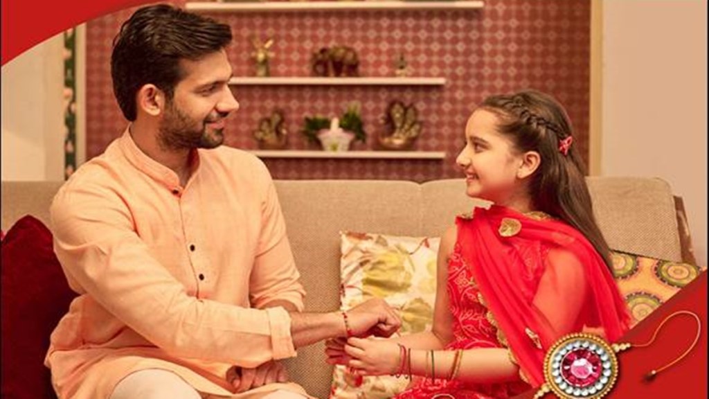 The campaign picks up slice-of-life moments between a father and his daughter and captures them in well-composed, heartwarming narratives.