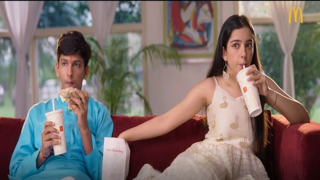 The film takes us through the ‘teekha-meetha’ (sweet-sour) moments that siblings share together.