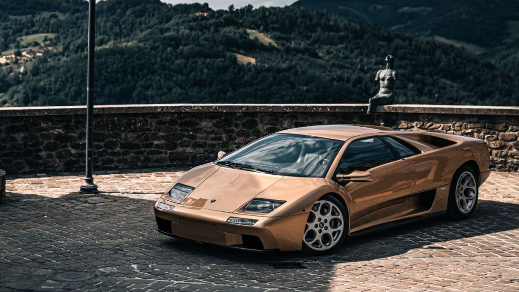 lamborghini diablo v12 history