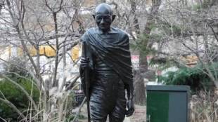 mahtama gandhi statute in US