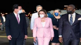 nanancy pelosi taiwan visit pic